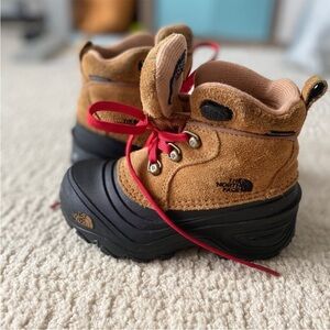 The North Face Kids' Chillikat waterproof hiking boots
